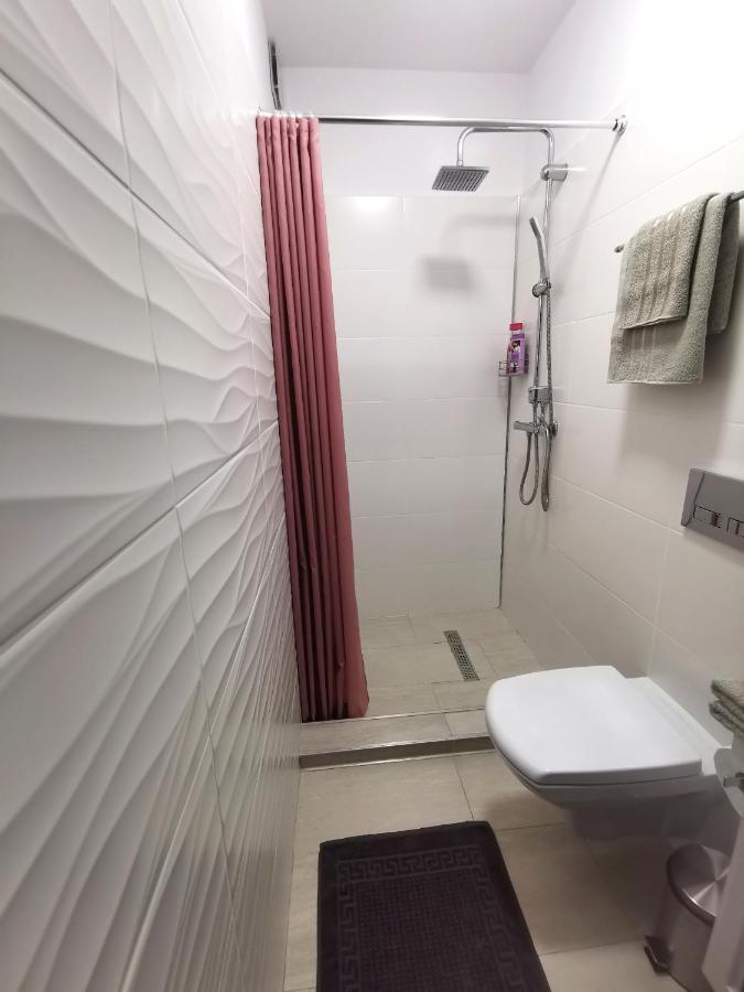 White Studio Campulung Moldovenesc Bagian luar foto